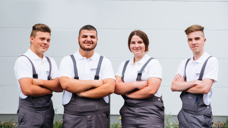 Schüler bei der Arbeit 
