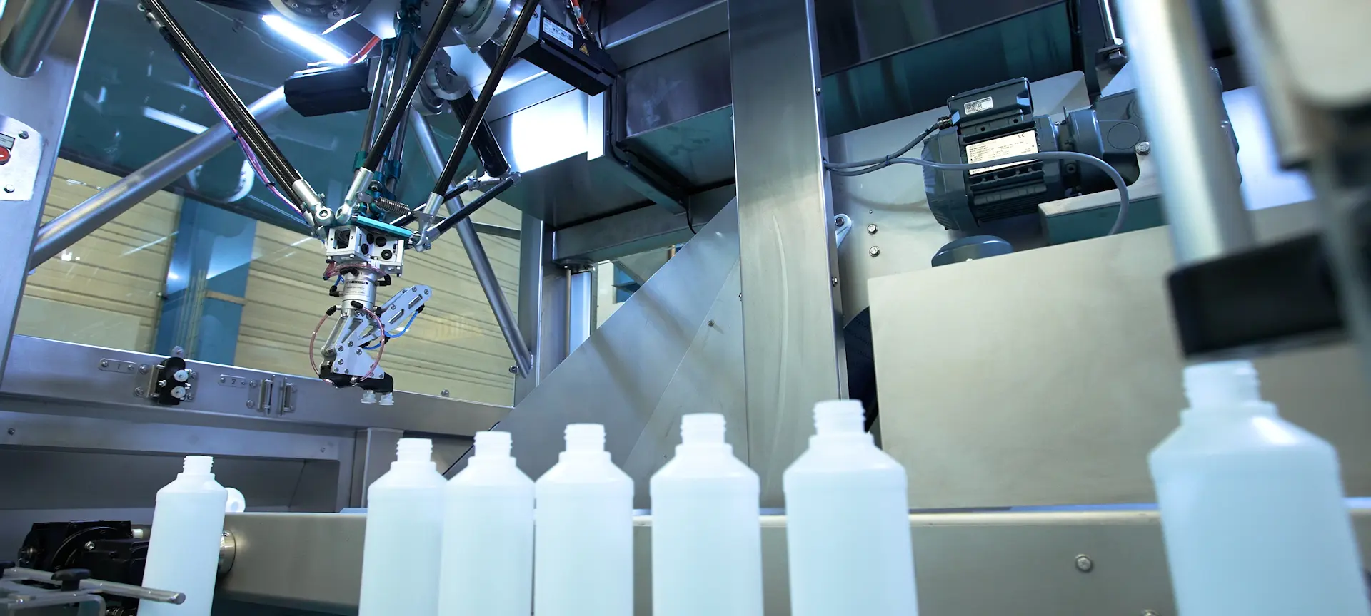   BFR Systems lance un redresseur de flacons robotisé, entièrement contrôlé par Bosch Rexroth 