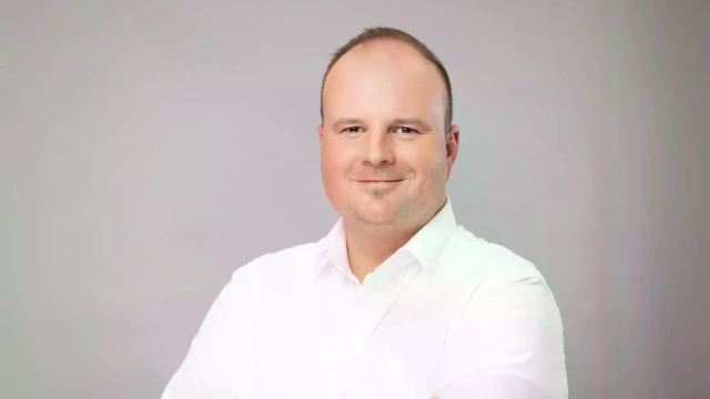 Paróczai Péter