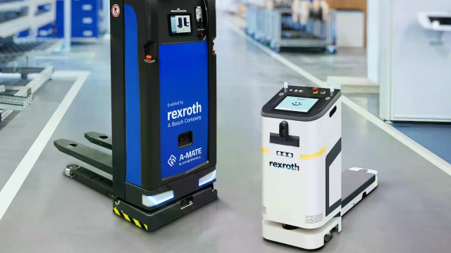 K.Hartwall A-MATE és Bosch Rexroth ACTIVE Shuttle AMR-ek