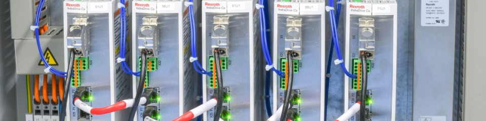 Nauwkeurige oppervlakte metingen met IndraDrive servo-regelaars en servo-motoren