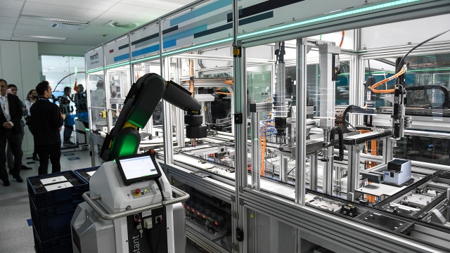 Fot. 4.  Showroom “Factory of the Future Lab”.  (Źródło fot. Bosch Rexroth Sp. z o. o.) 