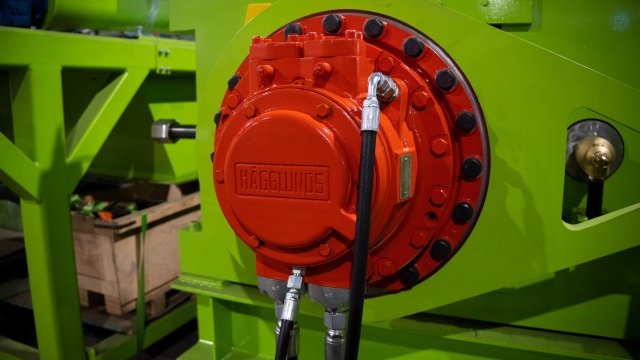 Bezpośredni napęd z silnikiem hydraulicznym Hägglunds