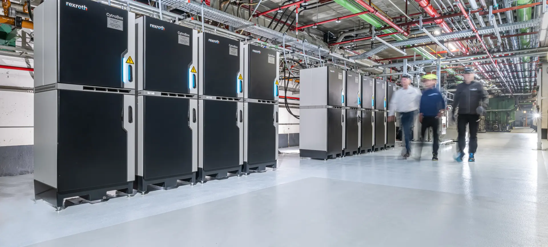 W zakładzie SKF w niemieckim Lüchow wdrożono jedną z największych w Europie sieci modułowych jednostek hydraulicznych CytroBox, dostarczanych przez Bosch Rexroth. Inwestycja zwiększa zarówno efektywność energetyczną, jak i niezawodność produkcji.