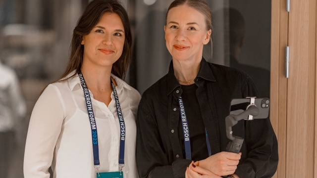 Två kvinnor på Bosch Rexroth Forum