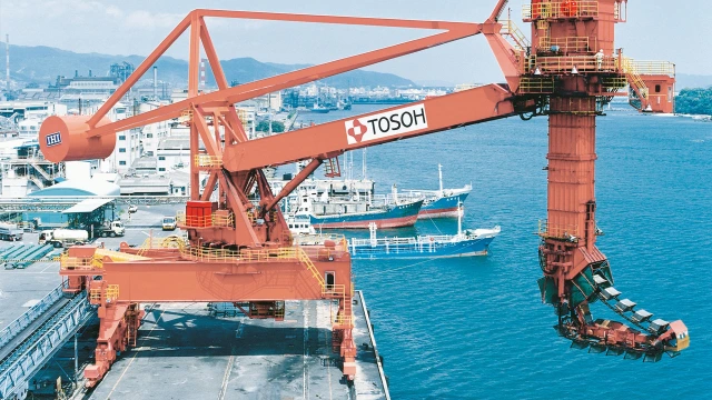 Ship unloaders mining machinery