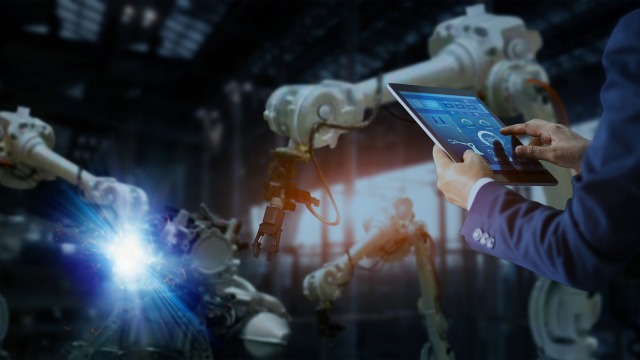 With the IoT Connector from Bosch Rexroth, the PRC7000 and PSI6000 welding controls can be expanded to meet Industry 4.0 requirements.