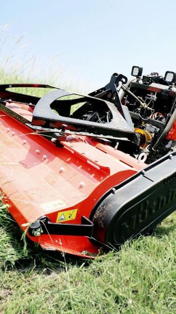 Mașina de tuns iarba cu mulcire REFORM Metron