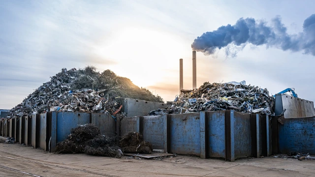 På Heilbronn-anlegget behandler TRS Recycling GmbH skrapmetall og jern.