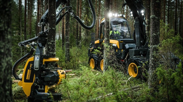 By default, harvesting machines often work in very remote areas. This is why it is crucial to reduce unplanned standstill times and downtimes to an absolute minimum. (Picture: Ponsse)