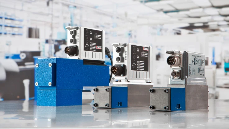 Valves with integrated digital axis controller and multi ethernet interface