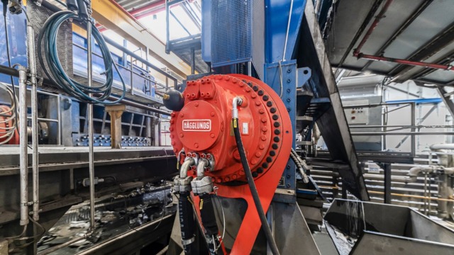 Hägglunds hajtások segítenek a Genan vállalatnak a gumiabroncs-hulladék nyereséges újrahasznosításában