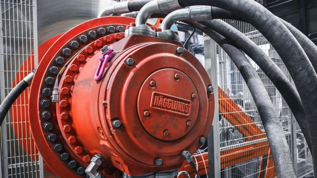 Hägglunds solutions are perfect for driving applications within a number of heavy duty industries