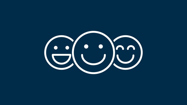 Pictograma a trei emoji-uri zâmbărețe și încântate