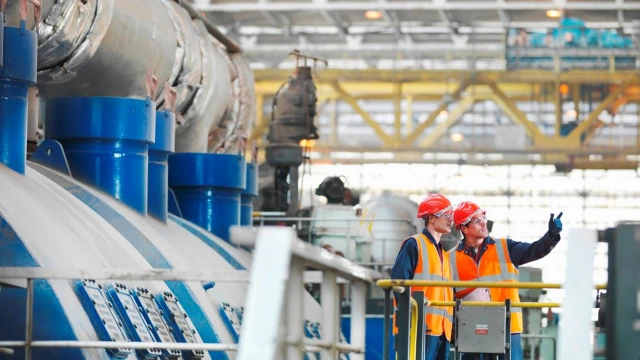 Oil supplies for hydraulic energy