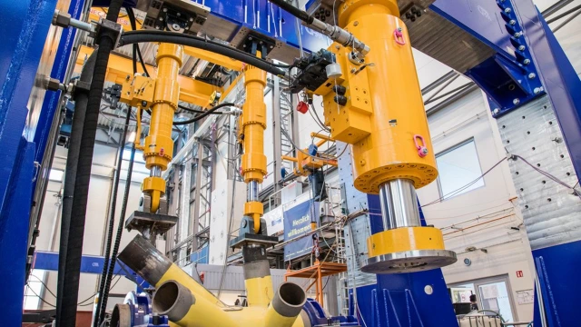 Leibniz University in Hanover uses Bosch Rexroth technology