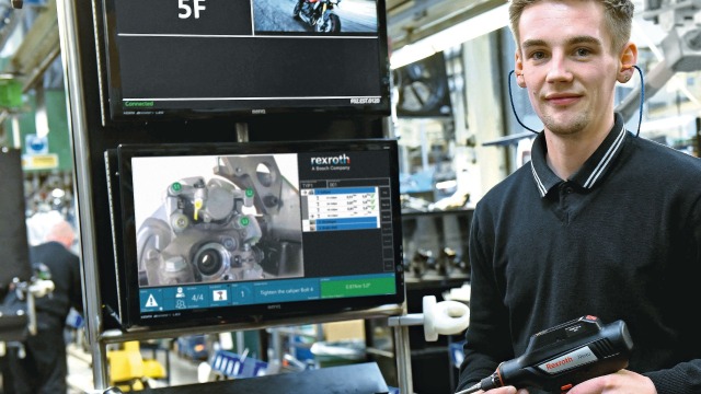 Bosch Rexroth operator guidance system for mobile workplaces