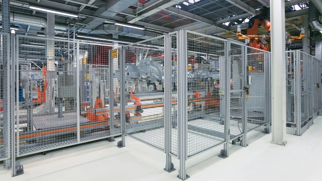 Komplexní montážní linka ventilů u SFB, zákazníka společnosti Bosch Rexroth
