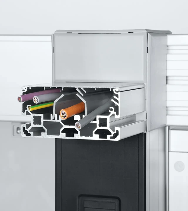 Picture of function-integrated profile connection bracket