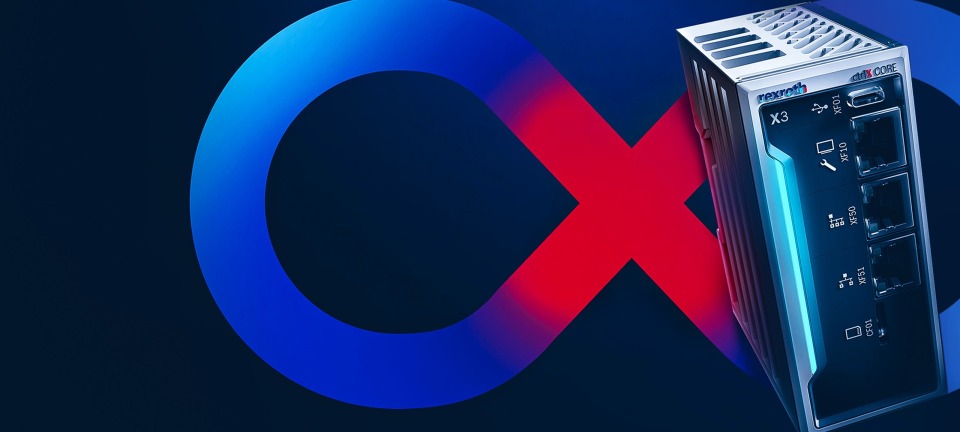 ctrlX AUTOMATION의 외관에서는 DevOps를 상징하는 붉은색과 보라색으로 표시된 무한 기호가 눈에 띕니다. 그 옆에는 crtlX Core x3의 제품 이미지가 있습니다.