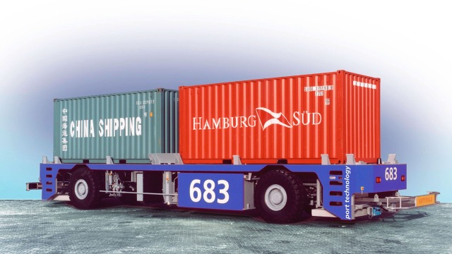 Fahrerloser Containertransporter CT60