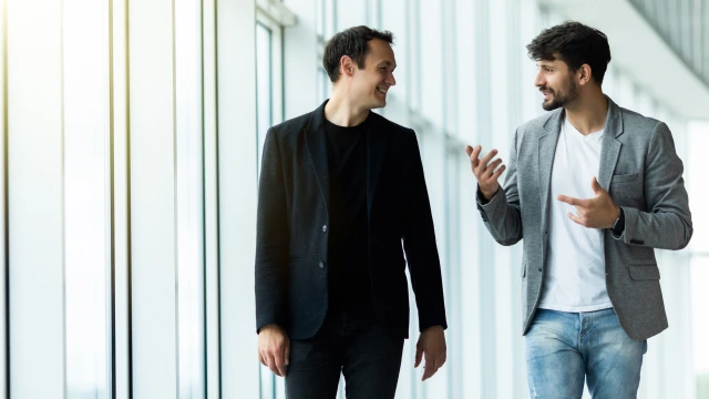 Two experts discussing on HMI