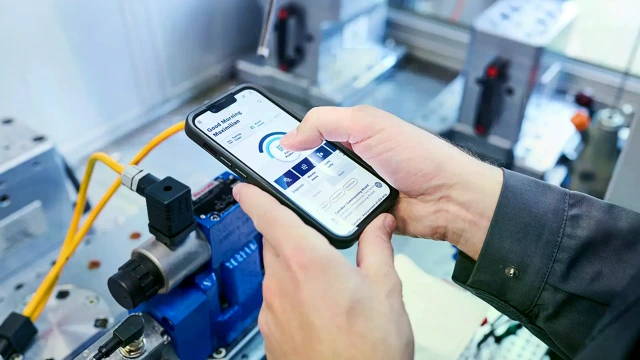 Hydraulic Hub, Service Online Portal, mehr Effizienz bei Service und Wartung.