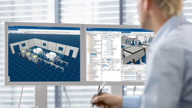 Εργαζόμενος που δουλεύει με το MTpro Engineering Software της Bosch Rexroth.